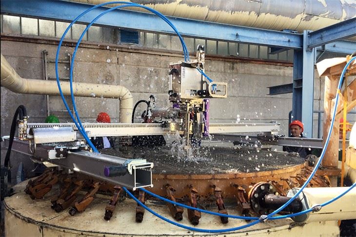 Automatski industrijski sistem za čišćenje cijevi
